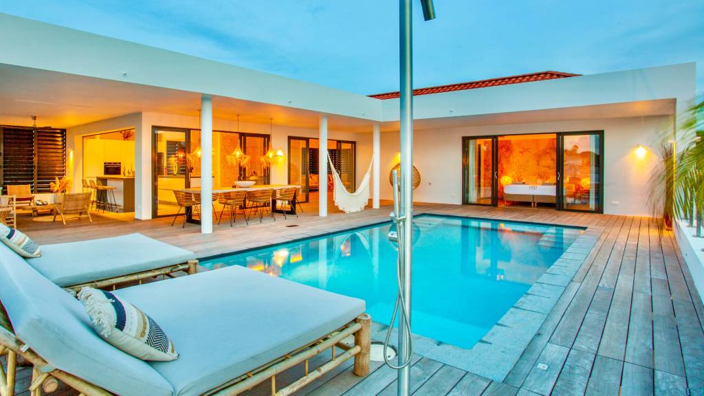 The Villas Curacao | Pool