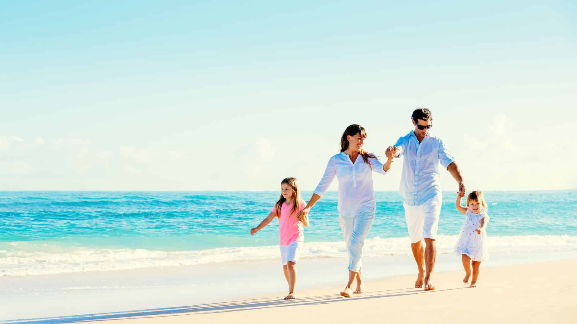 Family time at the beach in Curaçao