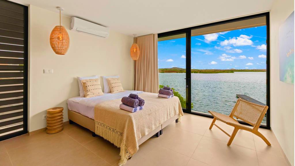 The Wave Villa Curacao - Bedroom