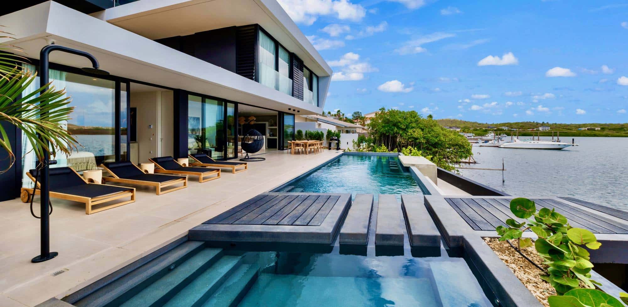 The Wave Villa Curacao